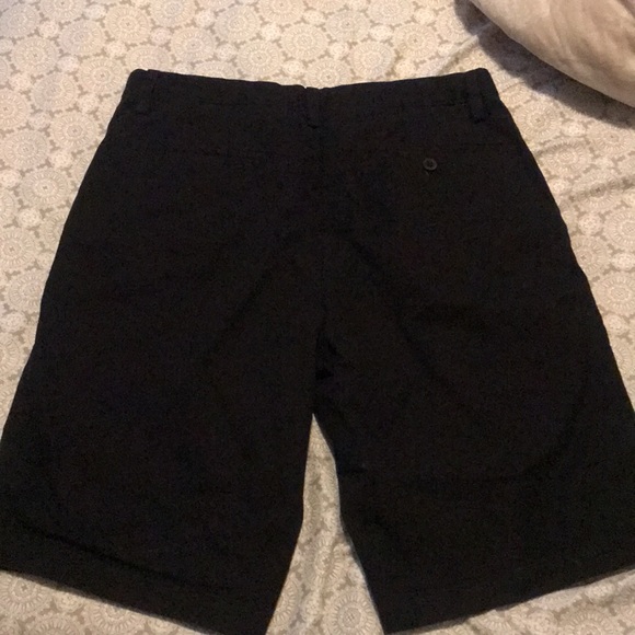 Black shorts - Picture 3 of 3
